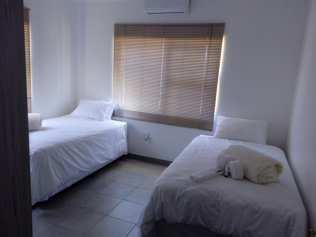 Xain Quaz Camp Hotel Gobabis Buitenkant foto