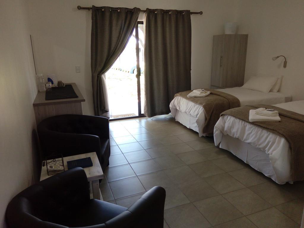 Xain Quaz Camp Hotel Gobabis Buitenkant foto